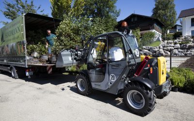 Máquinas de jardinería para un oasis verde al borde de los Alpes